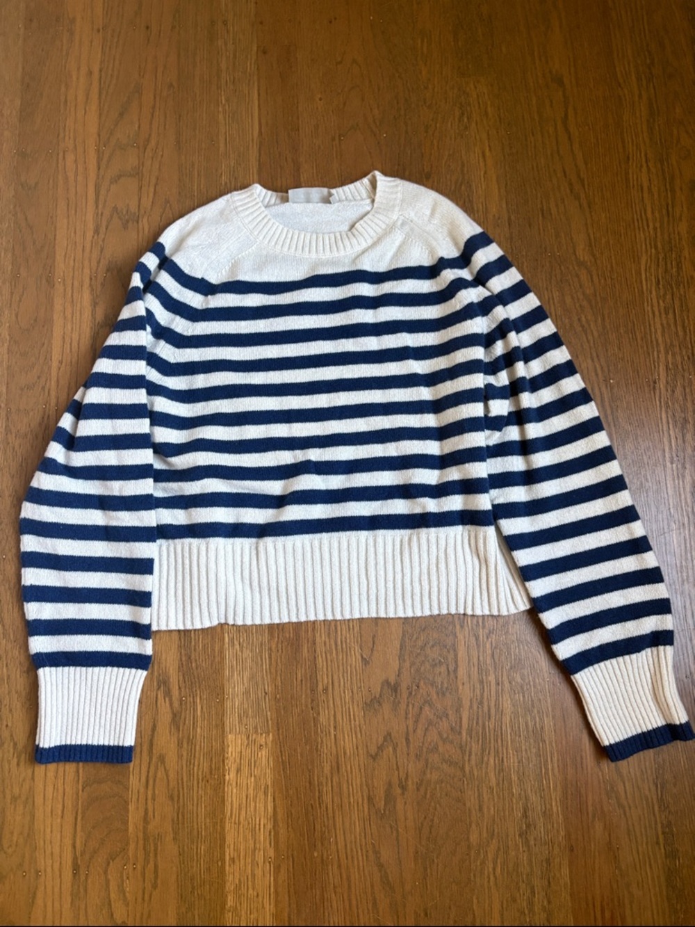 Everlane Women's Navy & White Striped Crewneck Sweater size small